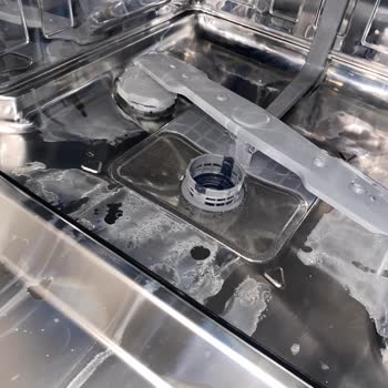 Bulaşık Makinesi Köpüklenme Sorunu Ve Tuz Tüketimi