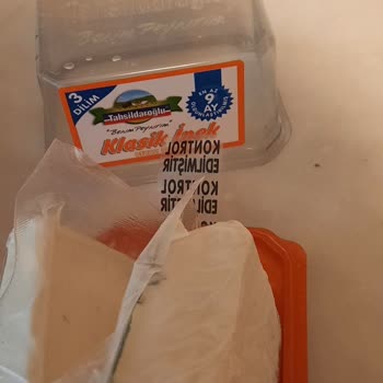 Güvenilir Markanın Küflü Peyniri Hayal Kırıklığı Yarattı