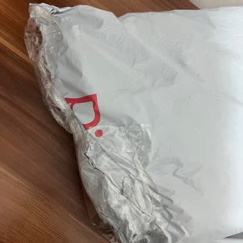 Açılmış Kargo Ve Mahremiyet İhlali