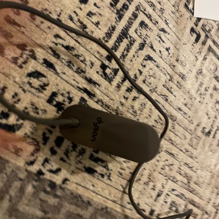 Dyson Şarj Aleti Stok Sorunu Ve Müşteri Memnuniyetsizliği