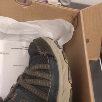 Ayakkabı Dünyası'nda Hayal Kırıklığı: 8000 TL'lik Sorun