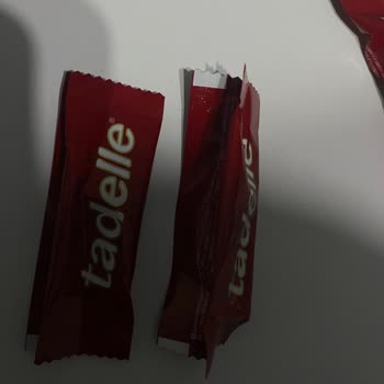 Aldığım Çikolata Paketinden Boş Çikolatalar Çıktı