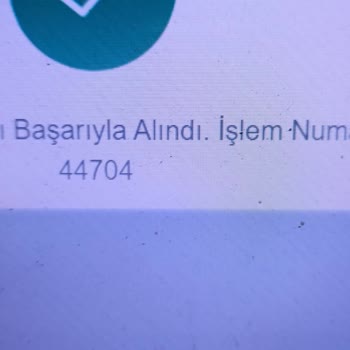 Garanti Kapsamında Far Değişimi İçin Bekleyen Müşteri