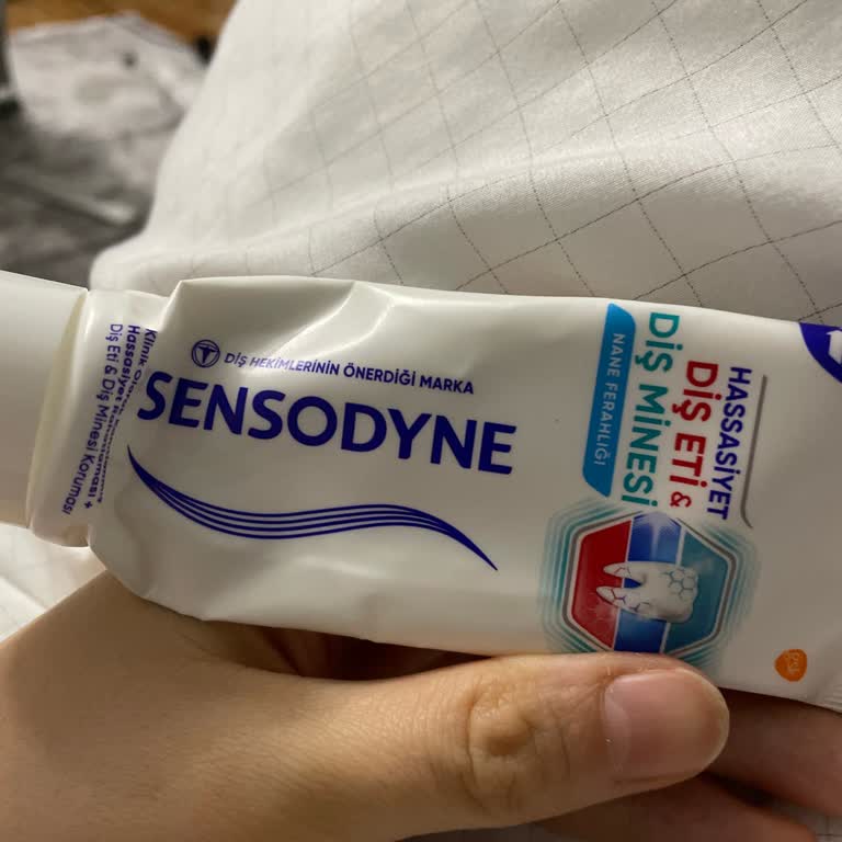 Sensodyne Kullanımı Sonrası Aft Ve Ağrı Sorunu