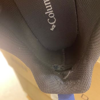 Kalitesiz Ürün Ve İlgisiz Müşteri Hizmetleri