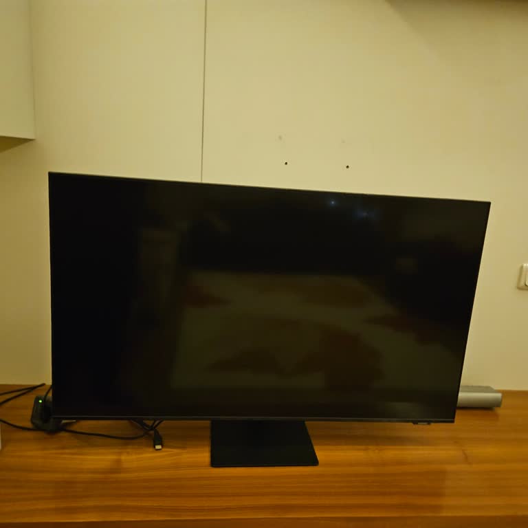 Samsung Monitör M7 Aniden Çalışmayı Durdurdu