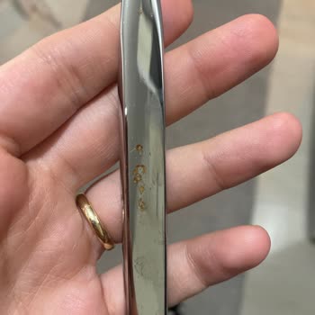 Paslanan Çatal Bıçak Takımı Ve İletişim Sorunları