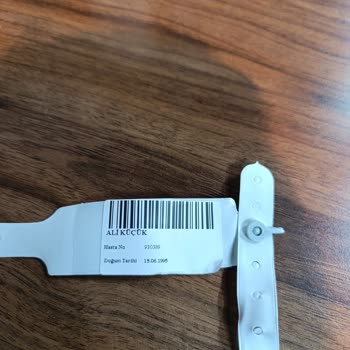 Hastanede Yetersiz Hizmet Ve Ücret Problemi