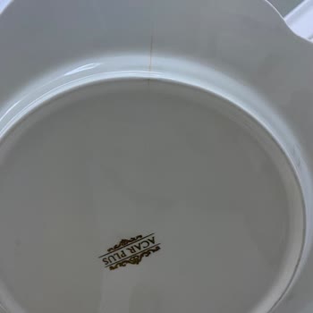 Kırılan Yemek Takımı Ve İlgisiz Müşteri Hizmetleri