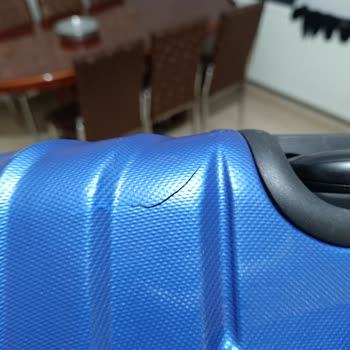 Sun Express İle Valiz Hasarı Ve İlgisizlik