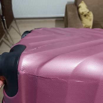 Sun Express İle Valiz Hasarı Ve İlgisizlik