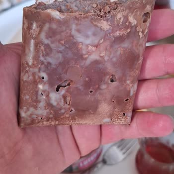 Ülker Çikolatasında Eksik Ve Bozulmuş Ürün Şoku