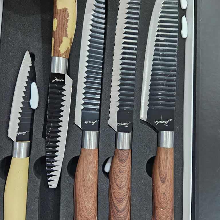 Jumbo Bıçak Seti Hayal Kırıklığı: Çelik Kalitesi Sorgulanıyor