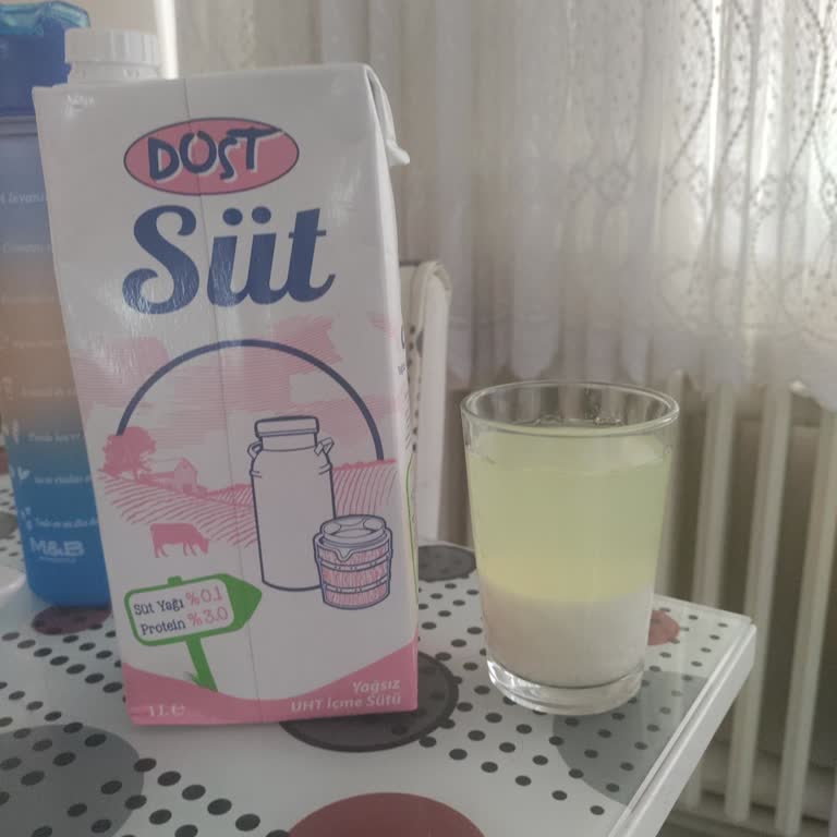 BİM'den Aldığım Süt Bozuk Çıktı: Sağlık Riski Taşıyor