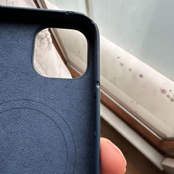 Apple Kılıflarının Dayanıklılığı Hayal Kırıklığı Yaratıyor