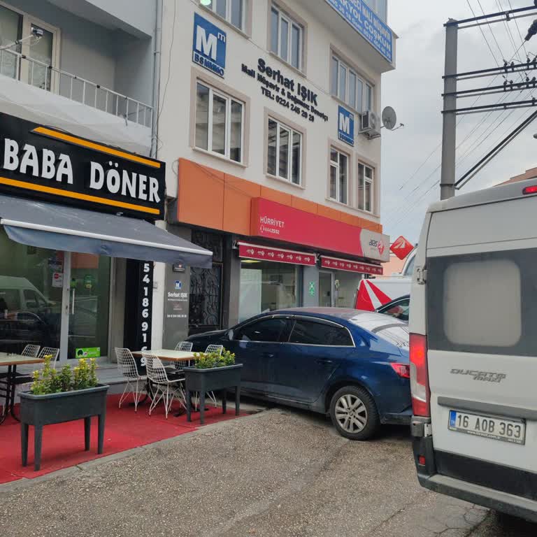 Bursa Hürriyet Şubesi'nde Yetersiz Hizmet Ve Nezaketsizlik