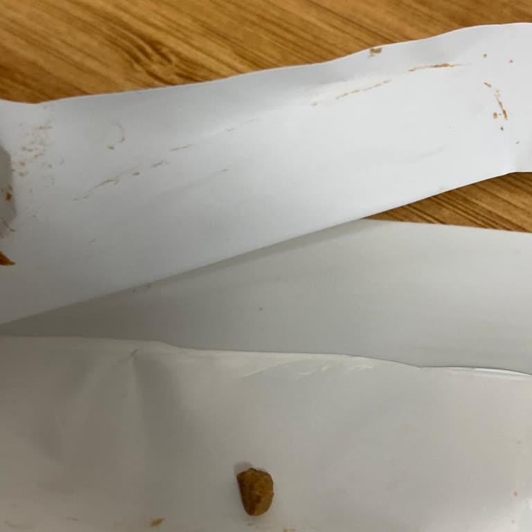 Kahve Dünyası Gofrik Çikolatasında Taş Çıktı