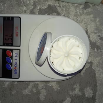 Dondurma Kutusu Yarı Dolu Çıktı