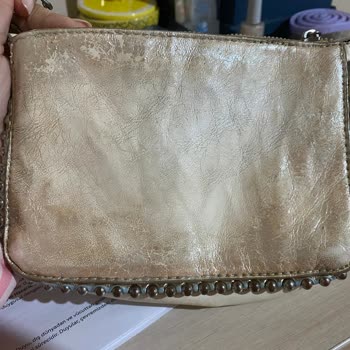 Çantamın Rengi Değişti, Yardım Bekliyorum