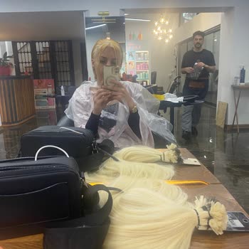 Ali Gür Bostancı'da Saç Boyama Kabusu: Yanlış Renk, Yanan Saçlar Ve Alerjik Reaksiyon