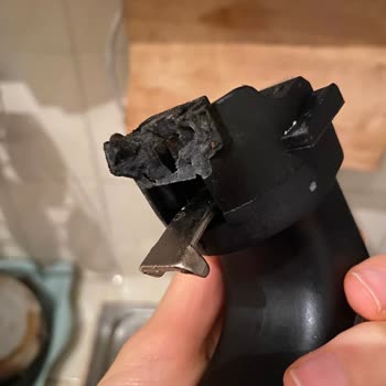 Airfryer Tutma Yeri Erimesi