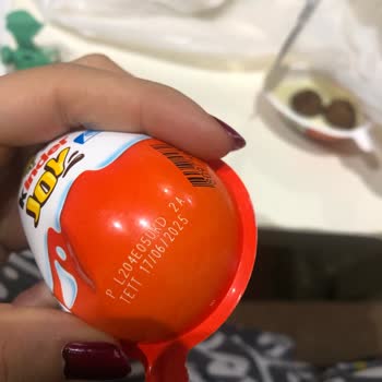 Kinder Joy Ürününde Şok Edici Beyazlıklar: Çocuklar İçin Tehlike Arz Ediyor!