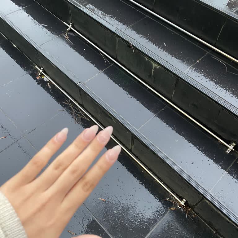 Uzman Yerine Stajyerle Yapılan İşlem Ve Eksik Hizmet