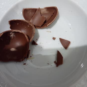 Ozmo Sürpriz Yumurtadan Solucan Şoku!