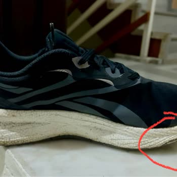 Reebok Ayakkabının Dayanıksız Taban Sorunu