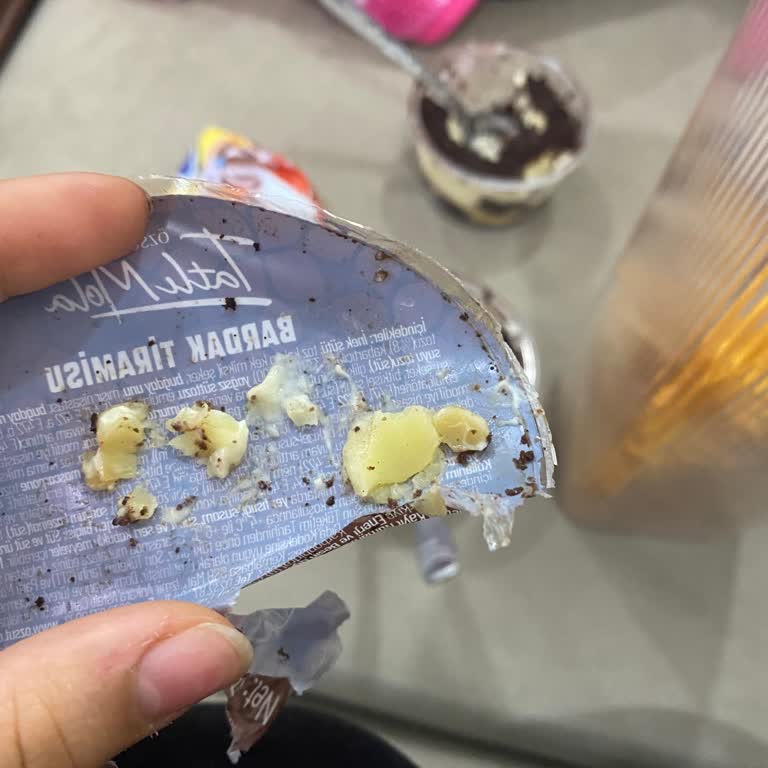 BİM'den Aldığımız Tiramisu'da Bozulmuş Tat Ve Sağlık Riski