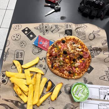 Küçük Boyutlu Ve Az Malzemeli Pizzaya Yüksek Ücret