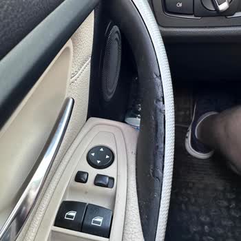 BMW Kapı Kolu Tutamaçlarının Erimesi Ve Deformasyonu