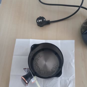 Kahve Makinesi Hayal Kırıklığı: Leke Sorunu Ve İade Zorluğu