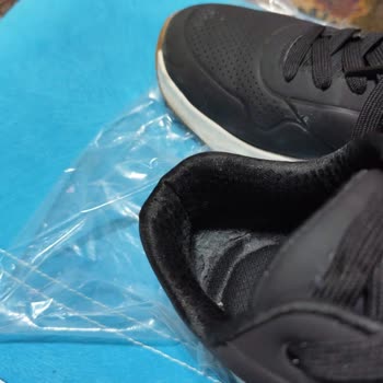 Skechers Ayakkabı Üretim Hatası Ve Müşteri Memnuniyetsizliği!