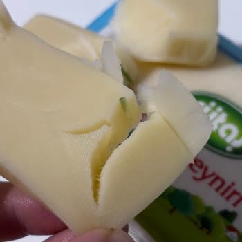 Sütaş Kaşar Peynirde Şaşırtan Madde