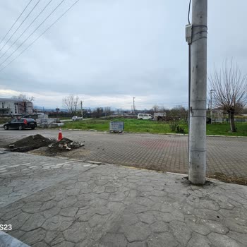 Kartepe'de Tehlike Saçan Kazı Çalışması