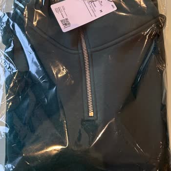 Değişim Süresi Sıkıntısı: Tudors Sweatshirt Kalıpları Ve Müşteri Memnuniyetsizliği