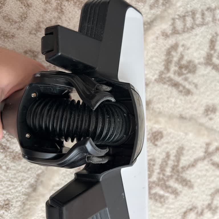 Bosch Şarjlı Süpürge Başlığı Kırıldı, Mağduriyet Yaşıyorum