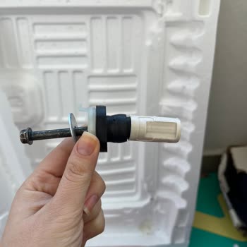 Çamaşır Makinesi Teslimatında Darbe Ve Uzayan Mağduriyet