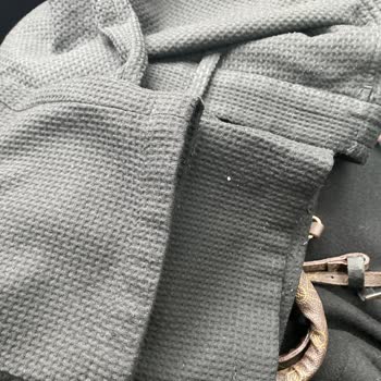 Avva Pantolonunda Beklenmedik Yırtılma Sorunu