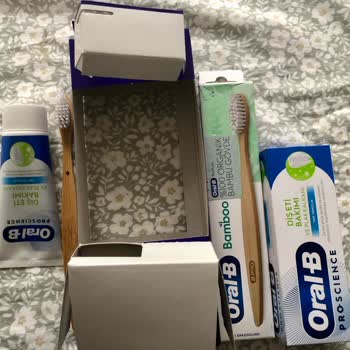 Oral-B Ambalajının Aldatıcı Tasarımı