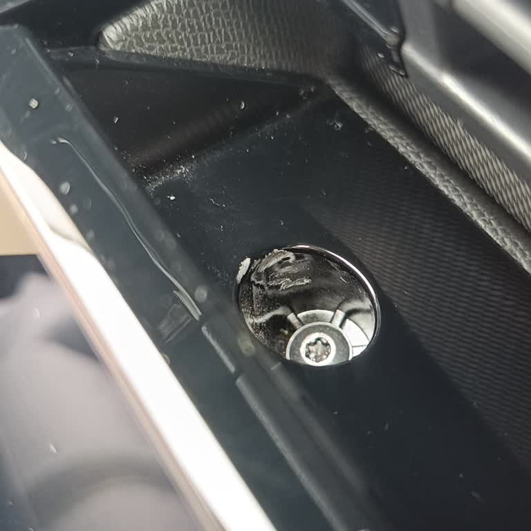 Öğütler Peugeot Sıfır Araçta Beklenmedik Kusurlar Ve İlgisiz Servis