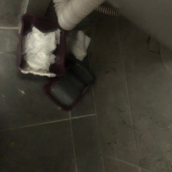 Oses Çiğköfte'de İlgisizlik Ve Temizlik Sorunu