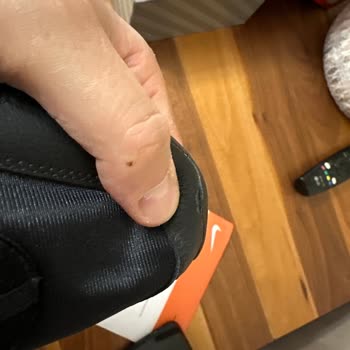 Nike Ayakkabıda Kalitesiz İnceleme Süreci