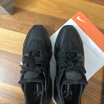 Nike Ayakkabıda Kalitesiz İnceleme Süreci