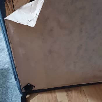 Koltuk Takımında Gizli Kusurlar Ve İlgisiz Müşteri Hizmetleri