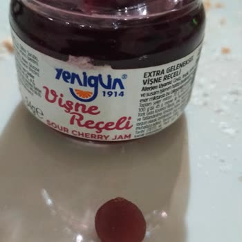 Yenigün Vişne Reçelinde Çekirdek Tehlikesi
