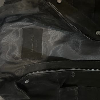 Massimo Dutti Süet Ceket Boya Problemi Ve İlgisizlik