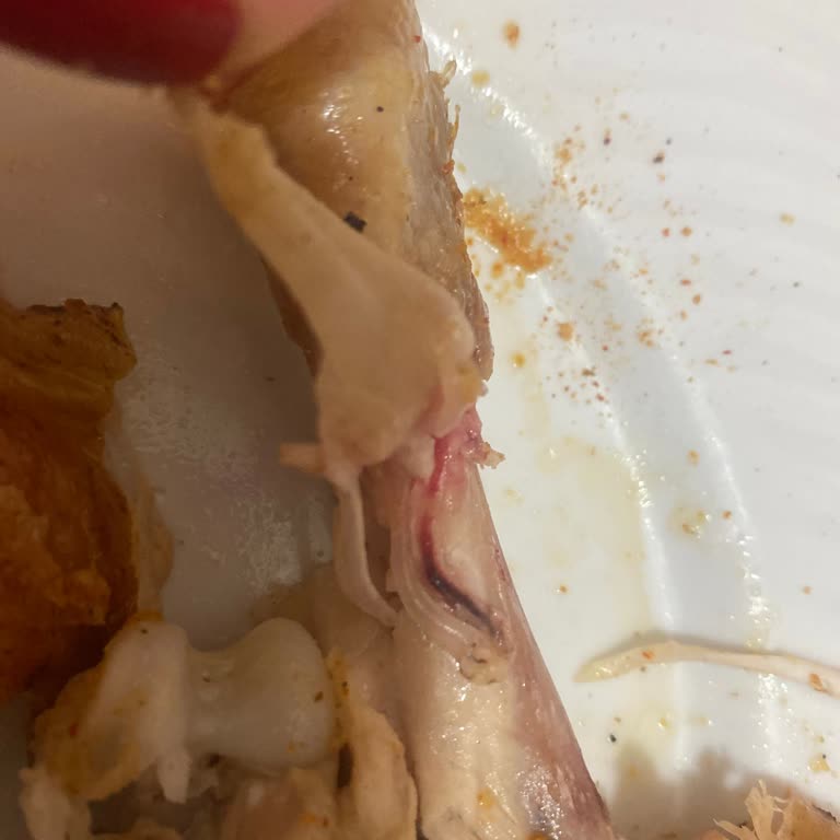 Çiğ Tavuk Krizi: Müşteri Mağduriyeti