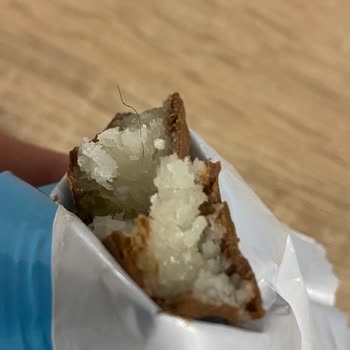 BİM'den Aldığım Çikolatanın İçinden Kıl Çıktı